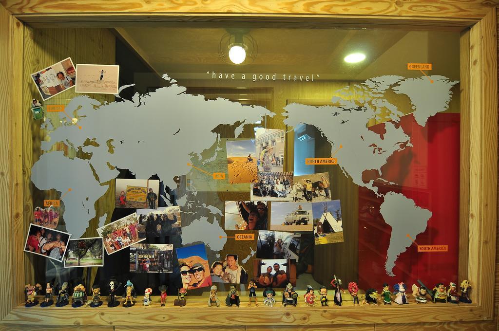Backpackers Inside Hostel Seoul Bagian luar foto