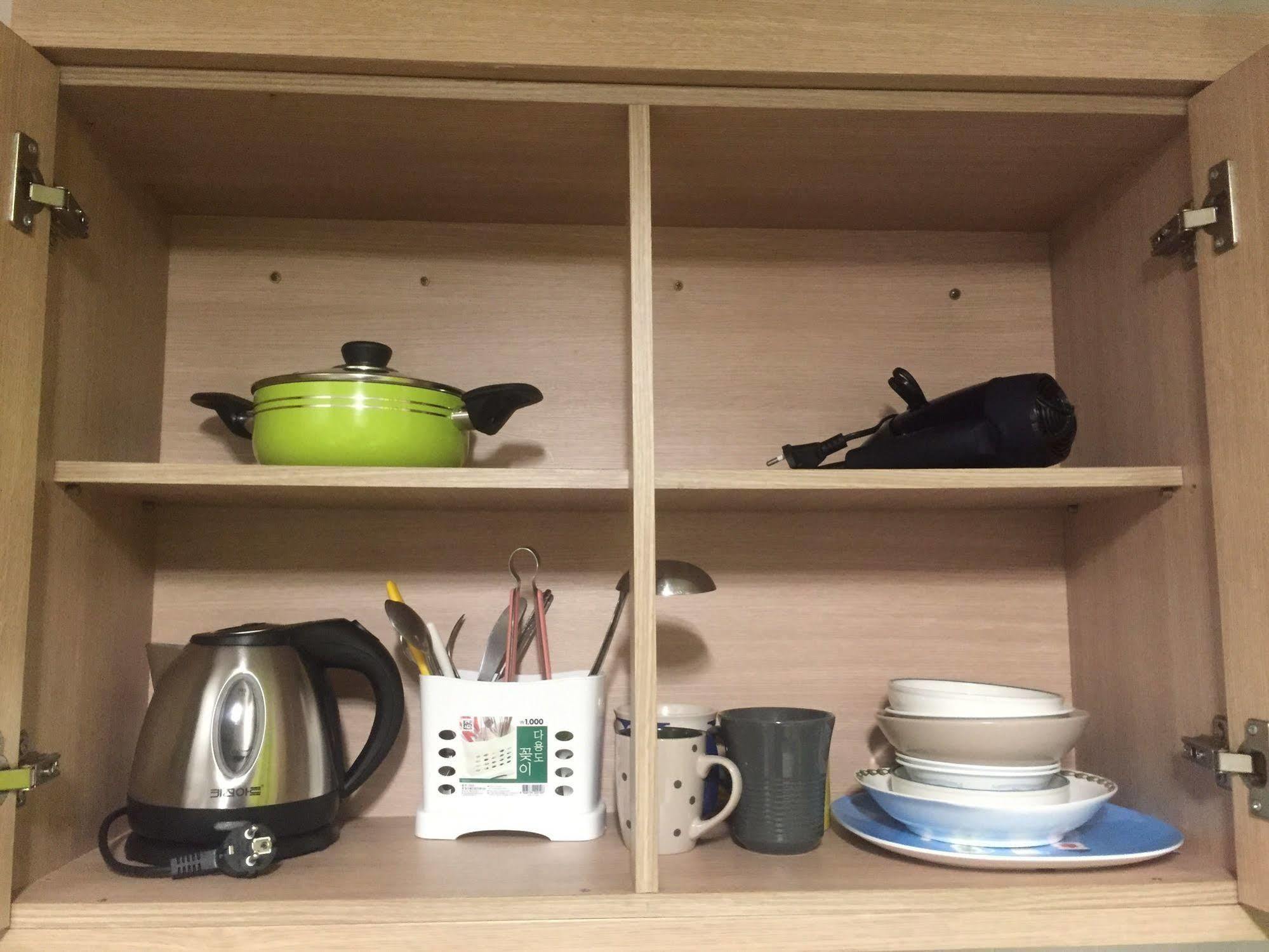 Backpackers Inside Hostel Seoul Bagian luar foto
