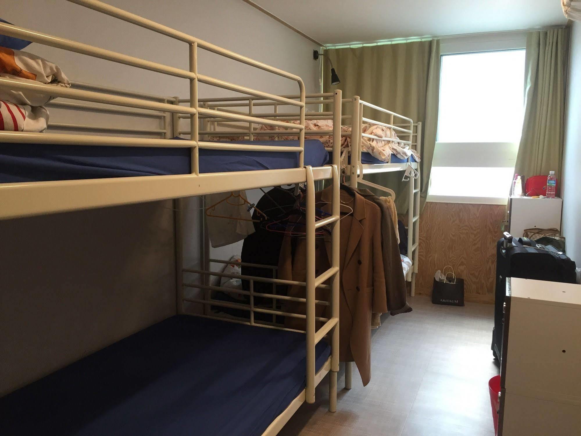 Backpackers Inside Hostel Seoul Bagian luar foto